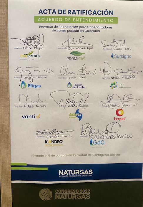 Firmantes del acuerdo.Foto: Prensa Naturgas