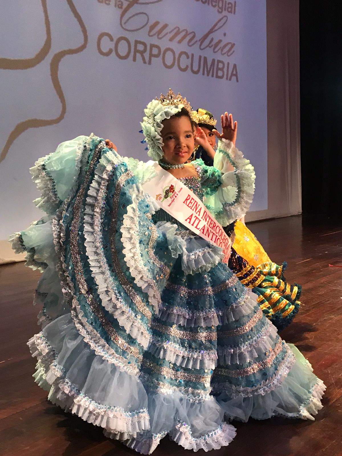 Matilde Sofía Flórez Romero del Instituto Ariano, obtuvo el título de Reina Intercolegial de la Cumbia Atlántico 2022.