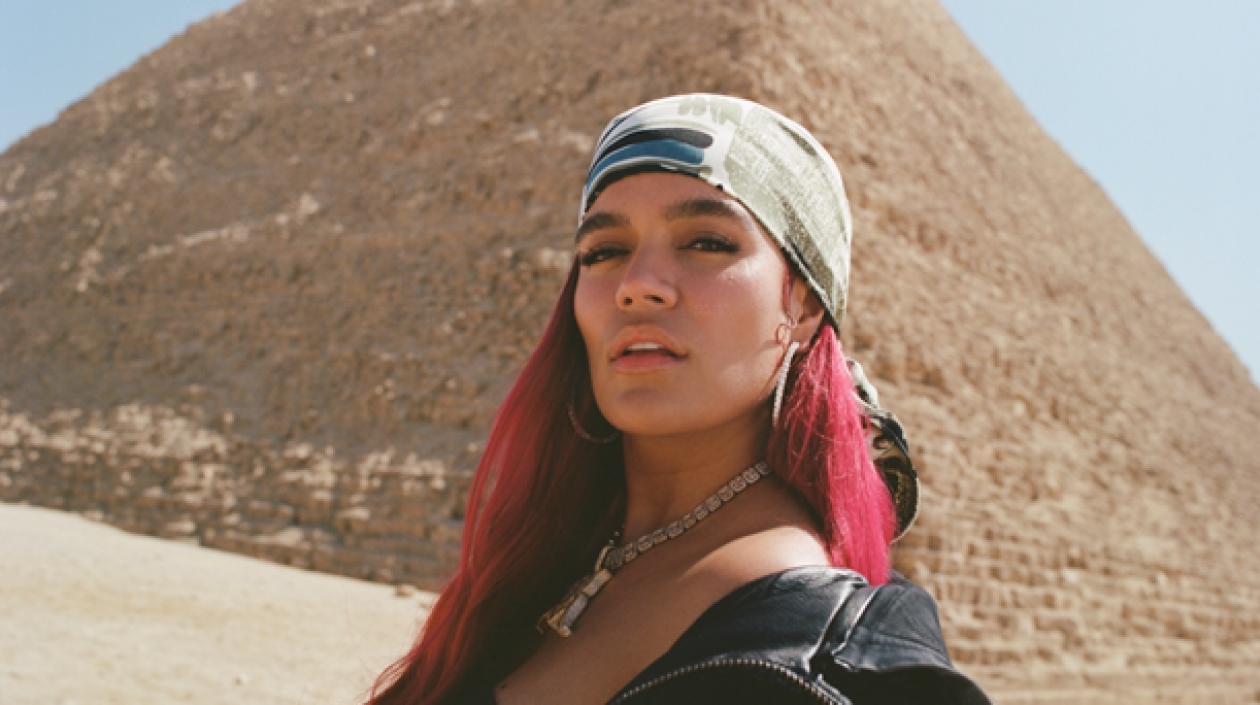 Karol G Lanza Su Nuevo Sencillo Cairo Un Viaje A Egipto Junto A Ovy On The Drums