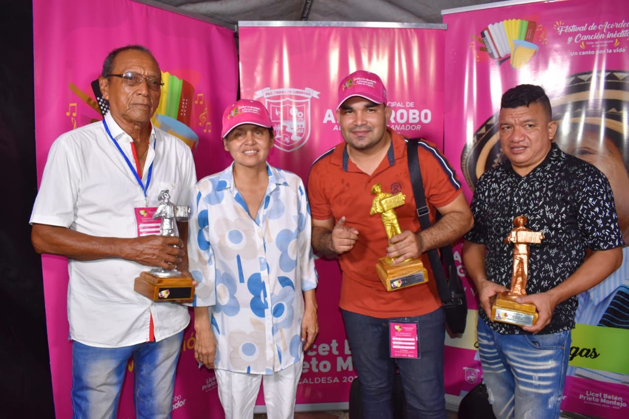 Ganadores del IV Festival de Acordeones y Canción Inédita.