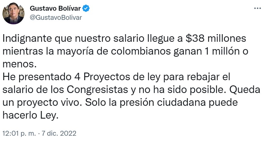 Tweer de Gustavo Bolívar.