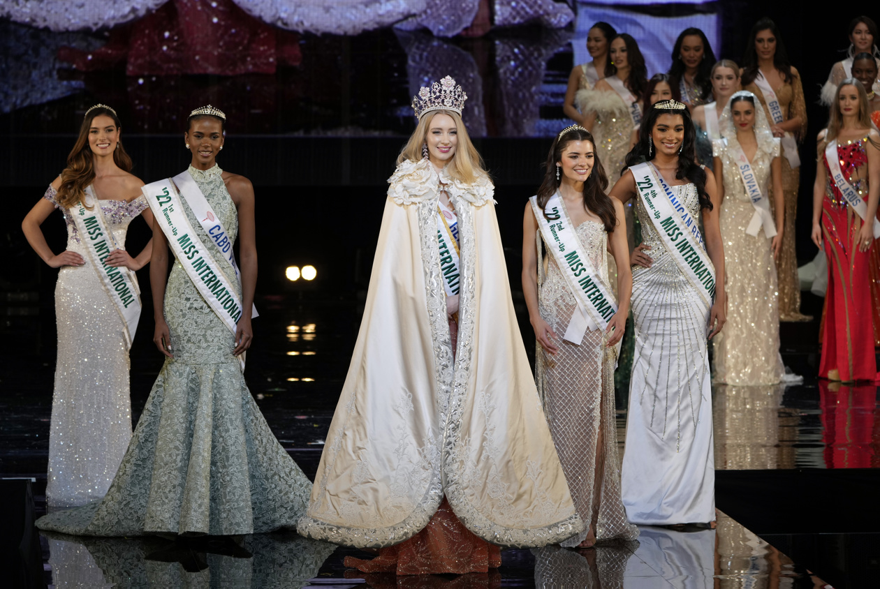 Las cinco finalistas del Miss International 2022.