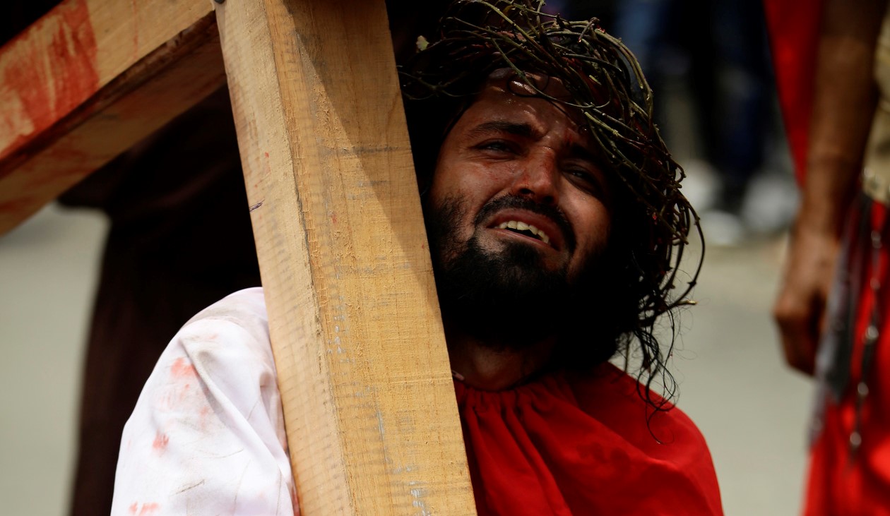 Gerardo González interpreta hoy a Jesús en la Pasión de Cristo.
