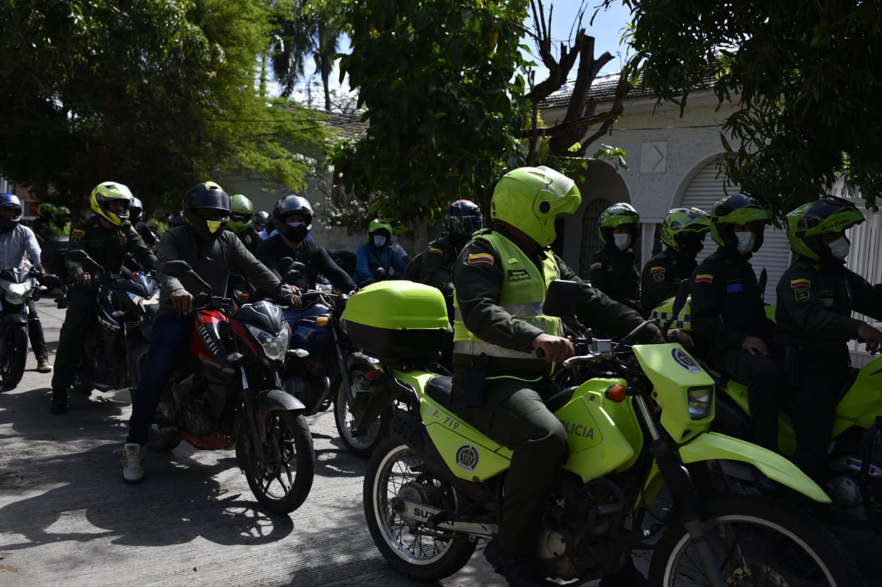 Policías acompañan el duelo en la familia Policía Nacional por la muerte del patrullero Naudin Córdoba Mena