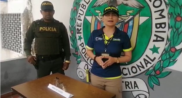 Yulieth Rivera Ochoa, de la Policía de Cartagena, cuando entregaba el reporte de la captura.