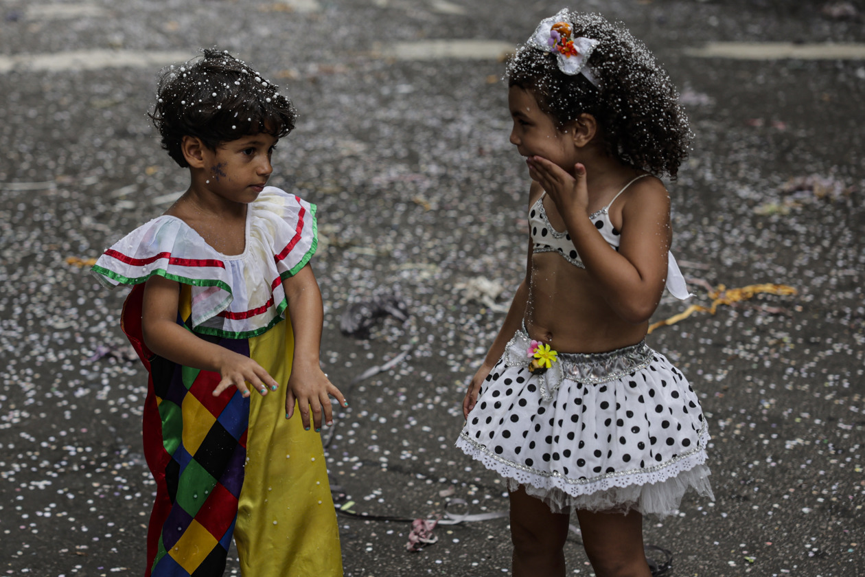 La fiesta se calienta en Río de Janeiro, Brasil.