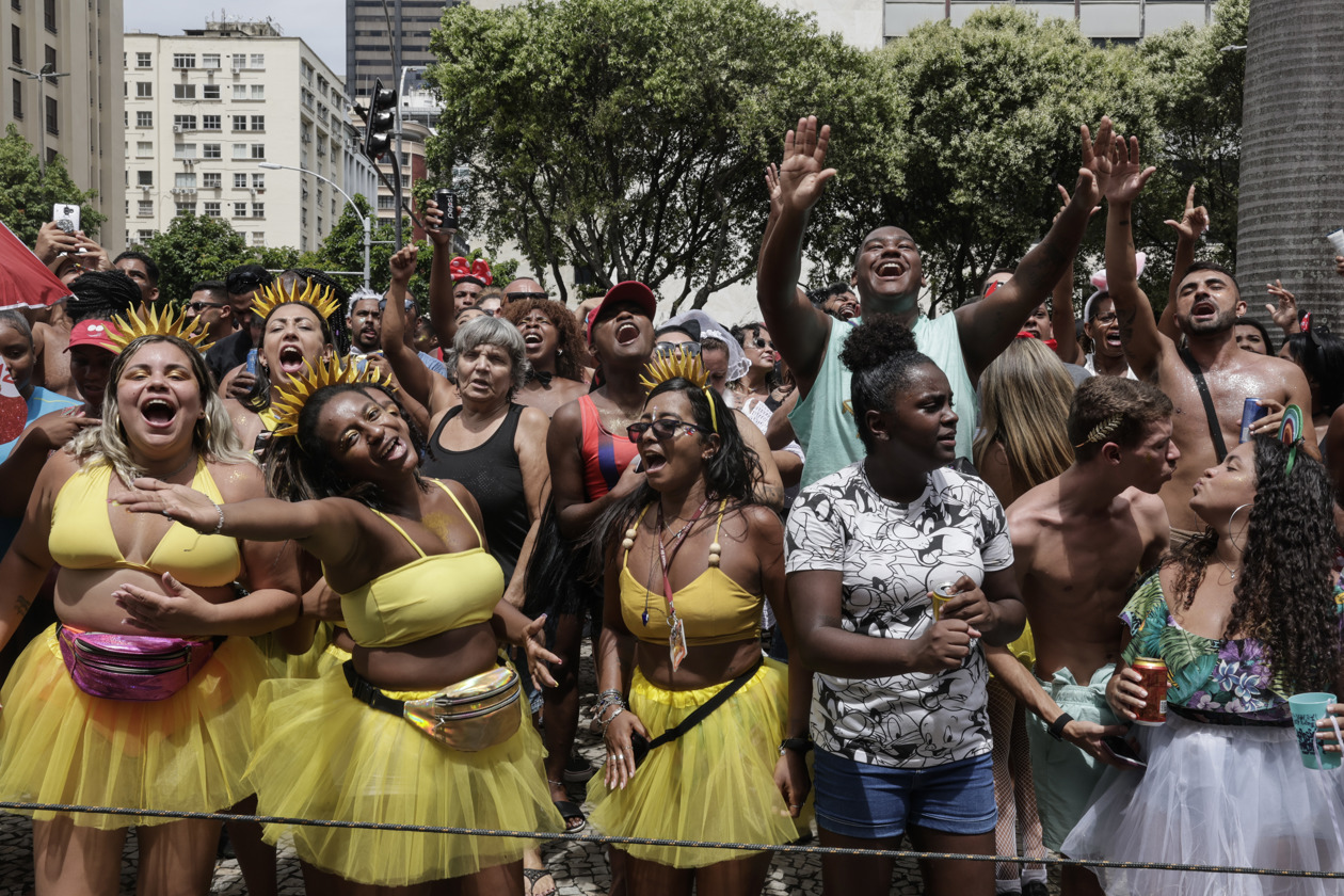 La fiesta se calienta en Río de Janeiro, Brasil.