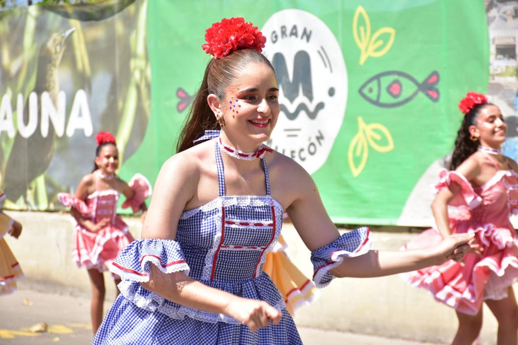 Apertura del desfile.