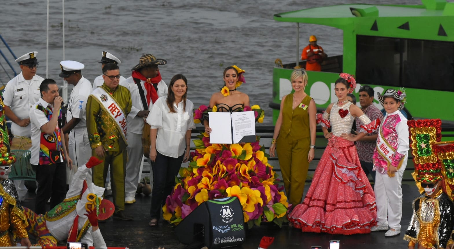 Melissa Cure, Reina del Carnaval de Barranquilla 2024 en el Gran Malecón del Río.