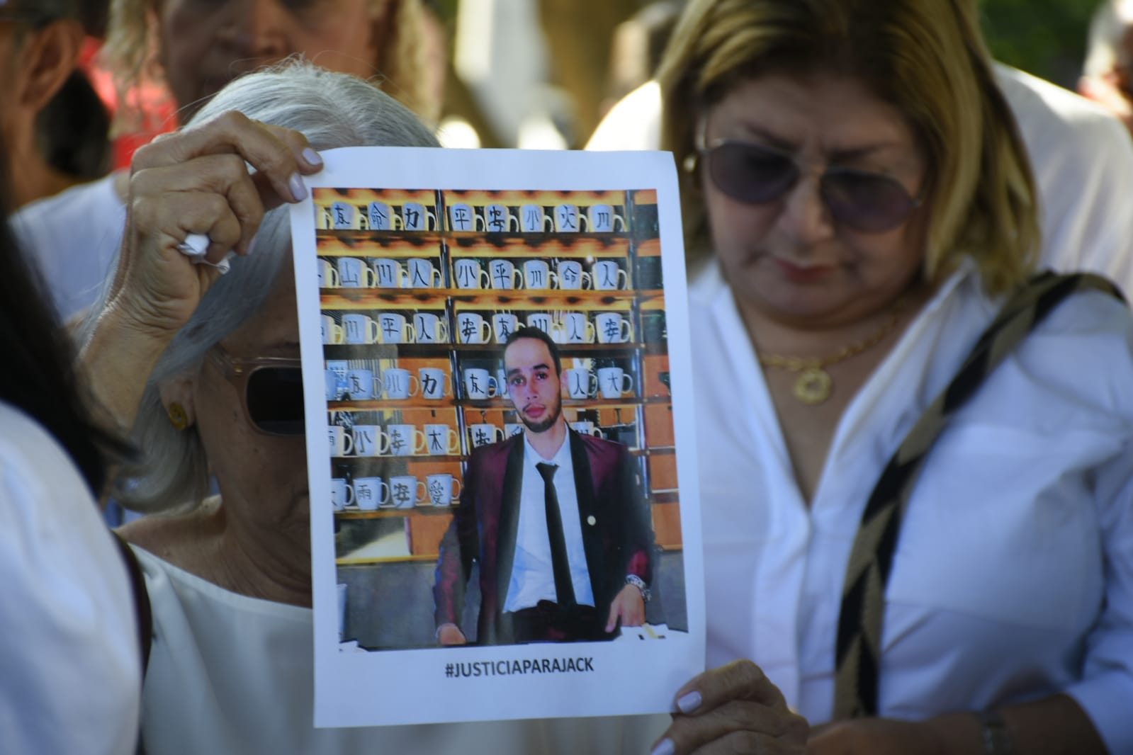 Velatón en memoria de Jack Ramírez, en Las Mercedes.