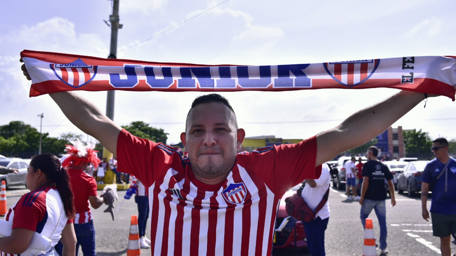 Ambiente de fiesta en el Metropolitano.