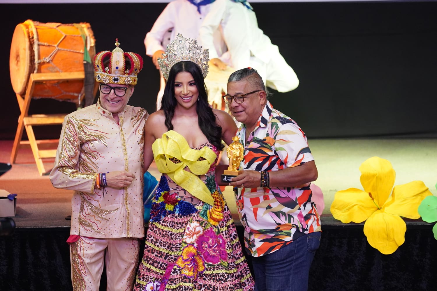 Danza´'Las Pilanderas' de Baranoa recibió su 'Joselito Carnaval de Oro'. 