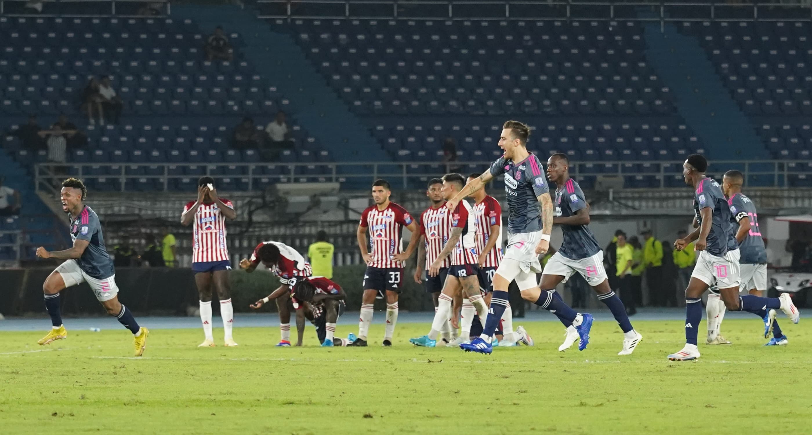 Partido de Junior y DIM disputado este miércoles en el Metropolitano.