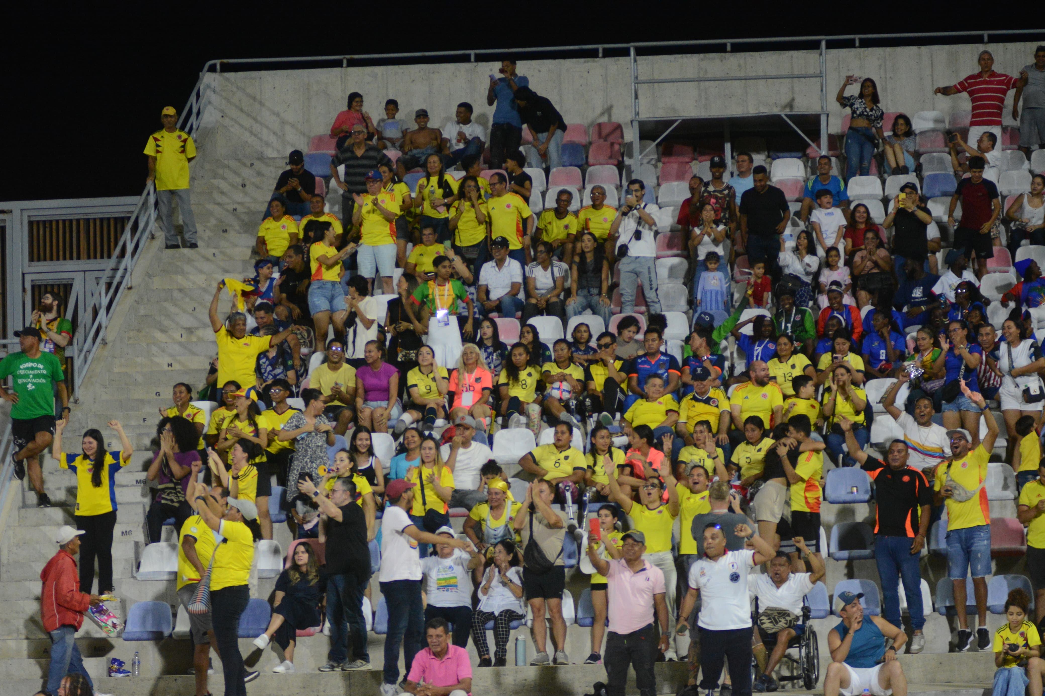 Estadio Romelio Martínez.