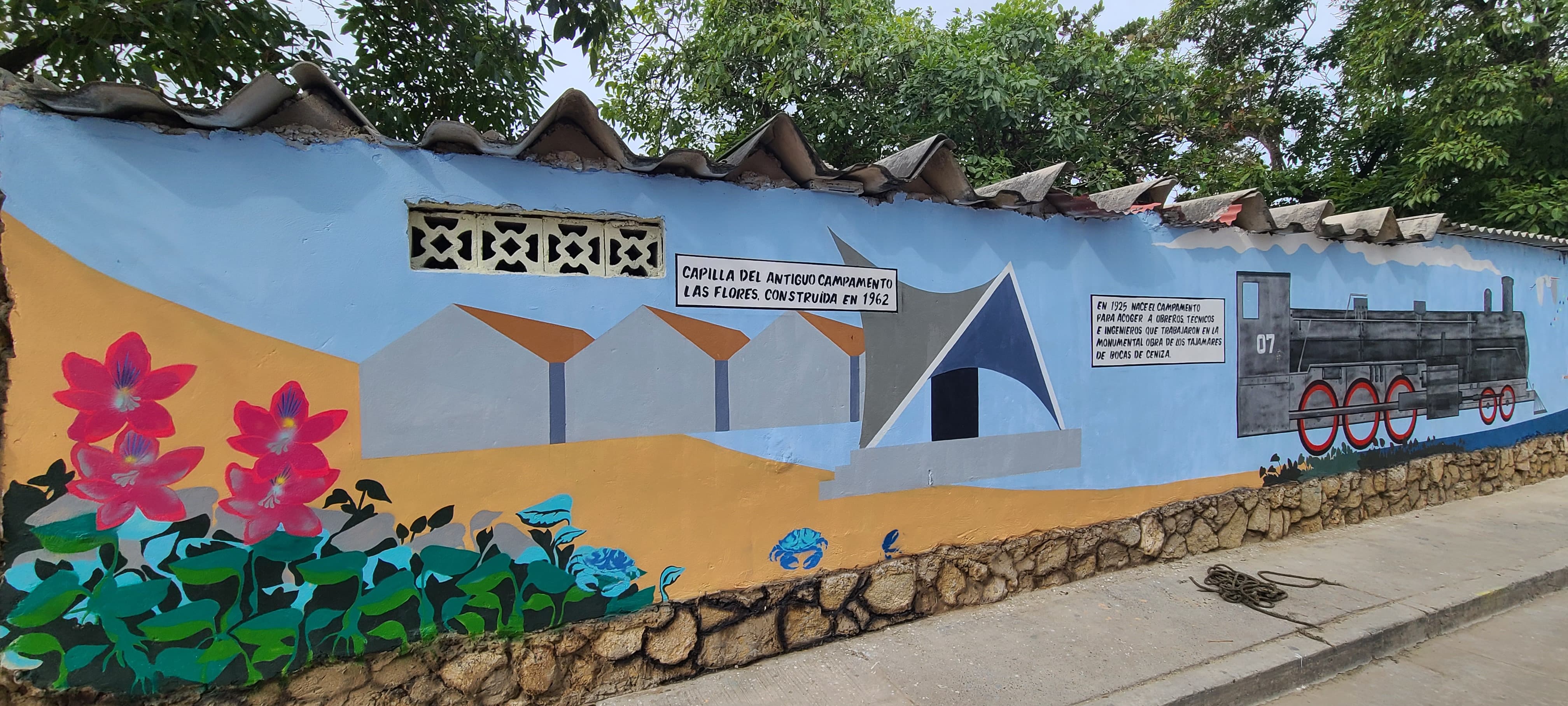 La Antigua Capilla del Campamento Las Flores.