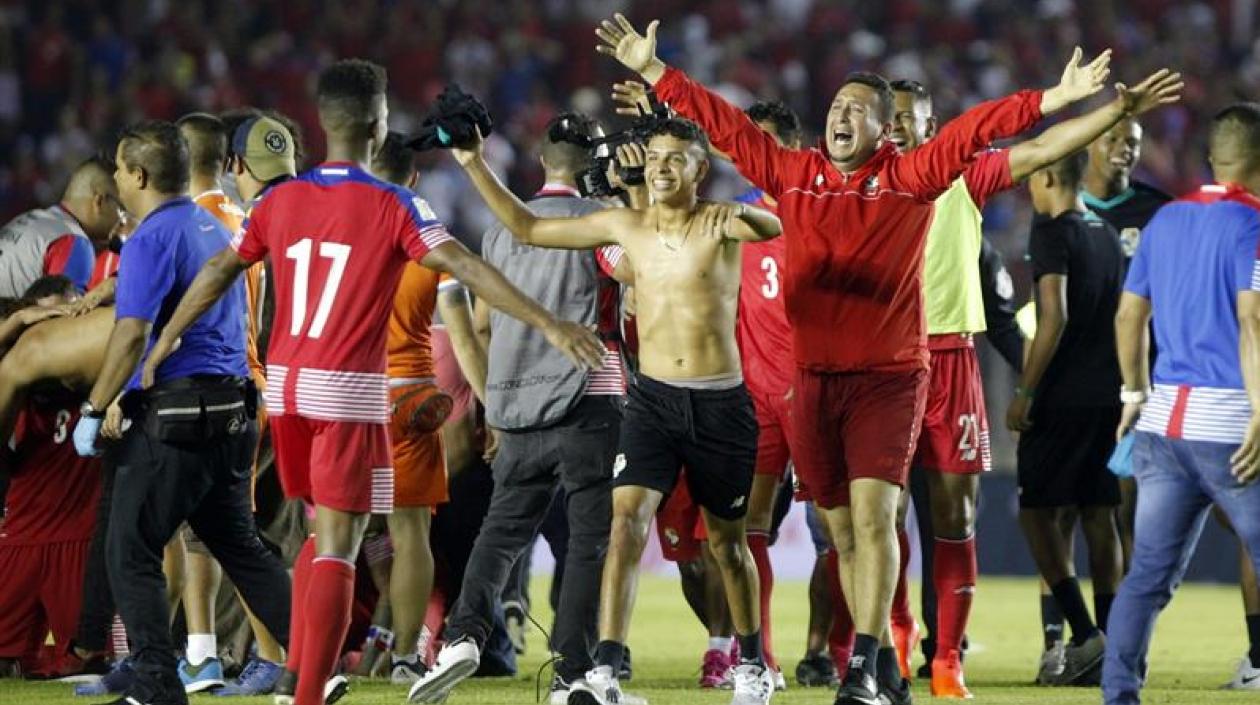 Jugadores de Panamá celebrando la clasificación al Mundial.