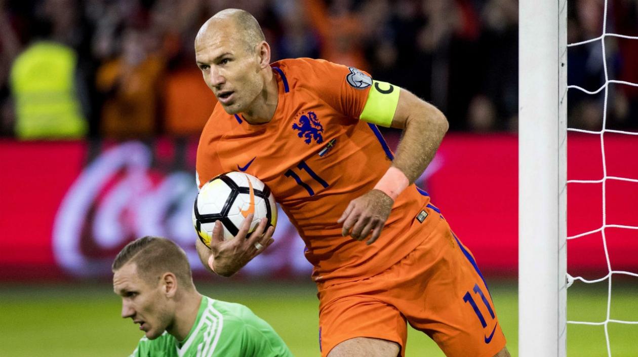 Arjen Robber, delantero holandés. 