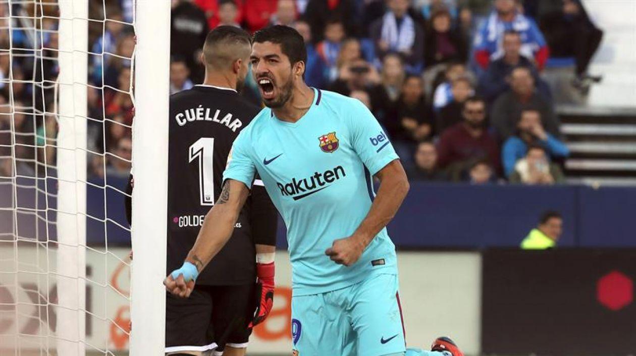 Suárez celebrando uno de sus goles.