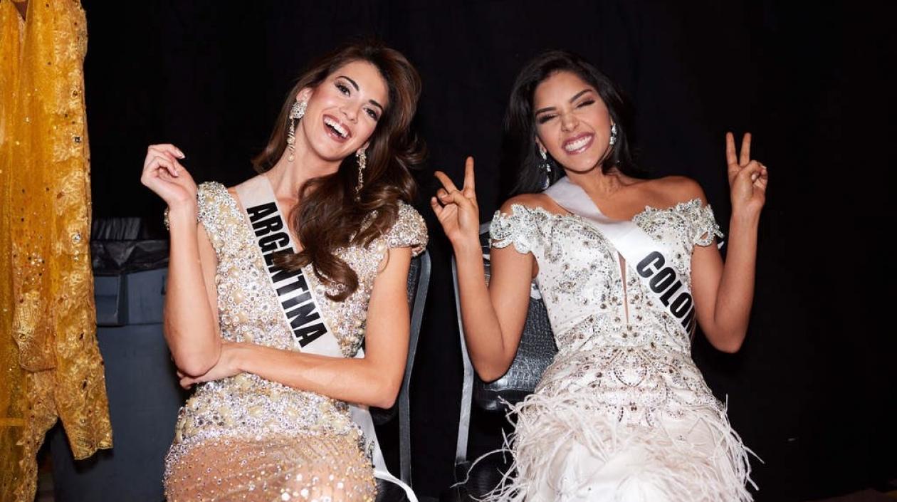 Stefanía Incandela, Miss Argentina, y Laura González, Miss Colombia.