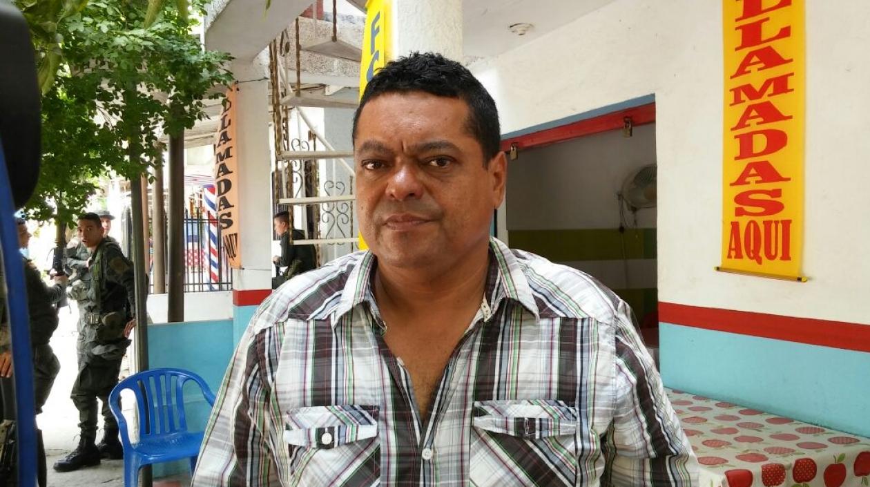 Dixon Alberto González Herrera, padre del patrullero.