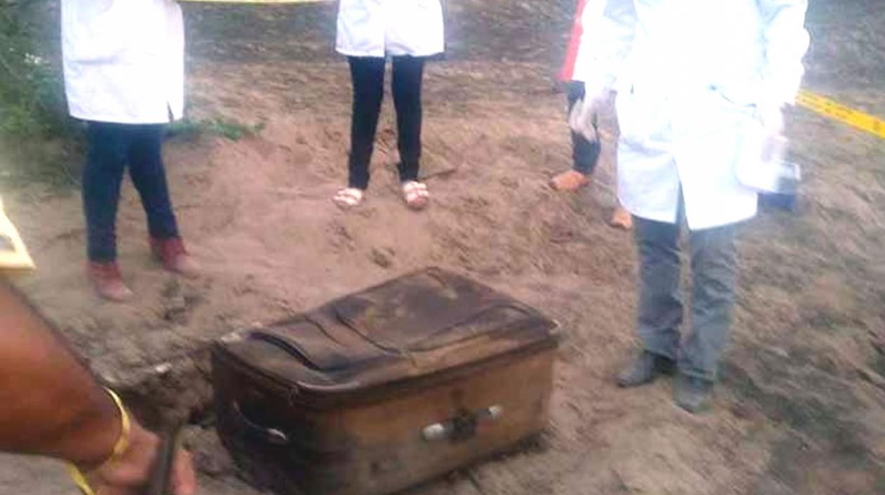No se ha identificado la mujer hallada muerta en esta maleta.