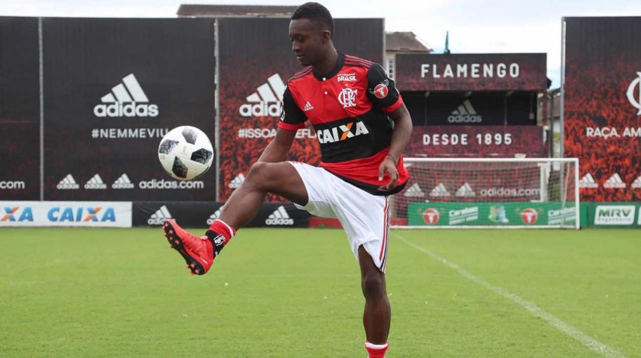 Marlos Moreno en su presentación como jugador de Flamengo. 