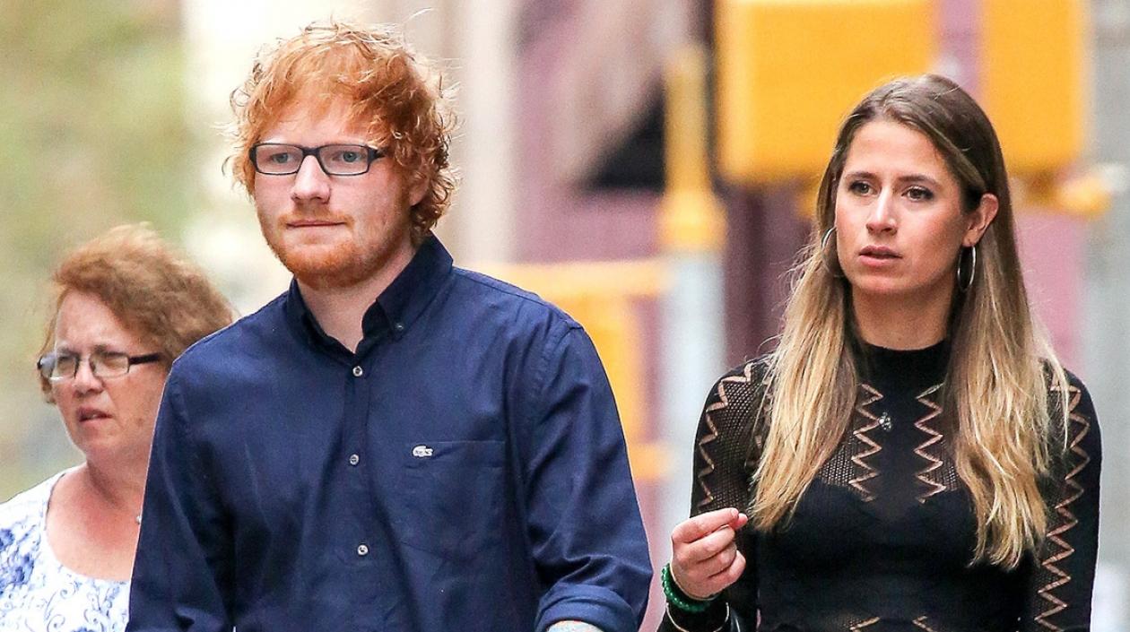 Ed Sheeran y su novia Cherry Seaborn.