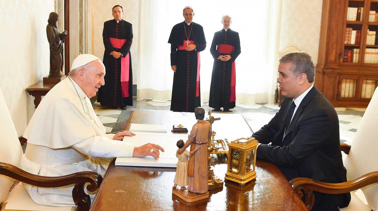 El Presidente Duque se entrevsta con el Papa Francisco.