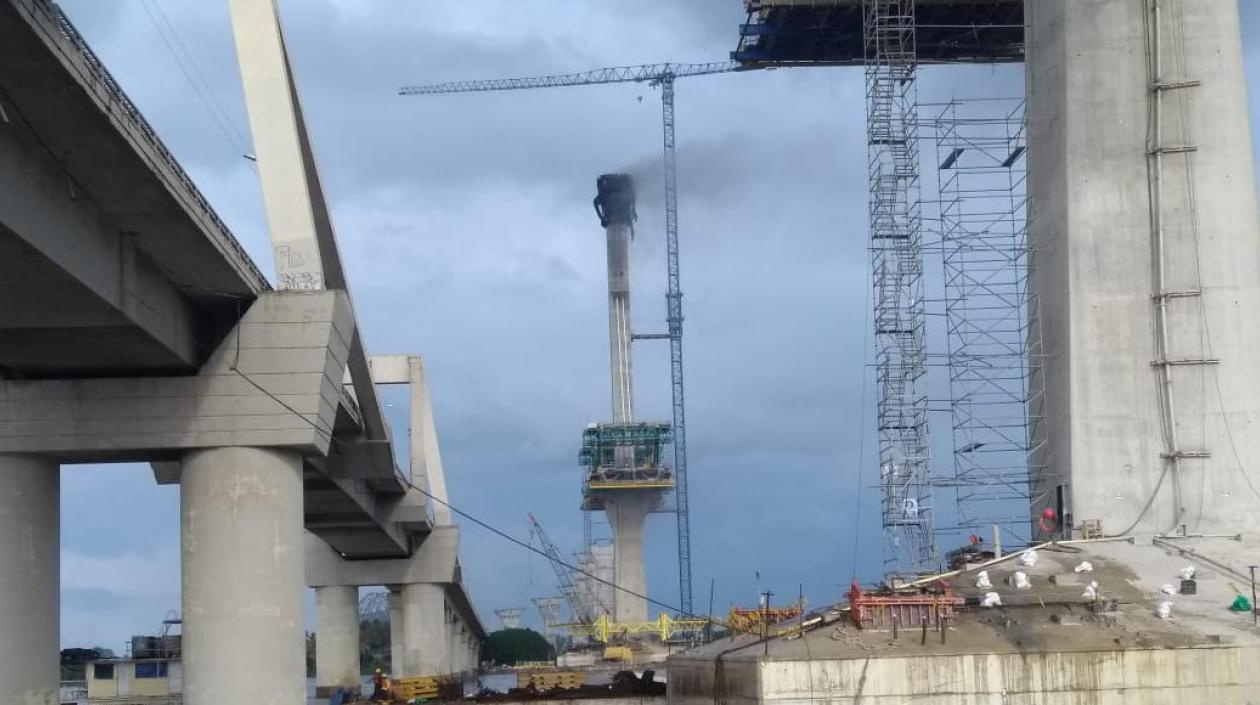 Puente Pumarejo en construcción.