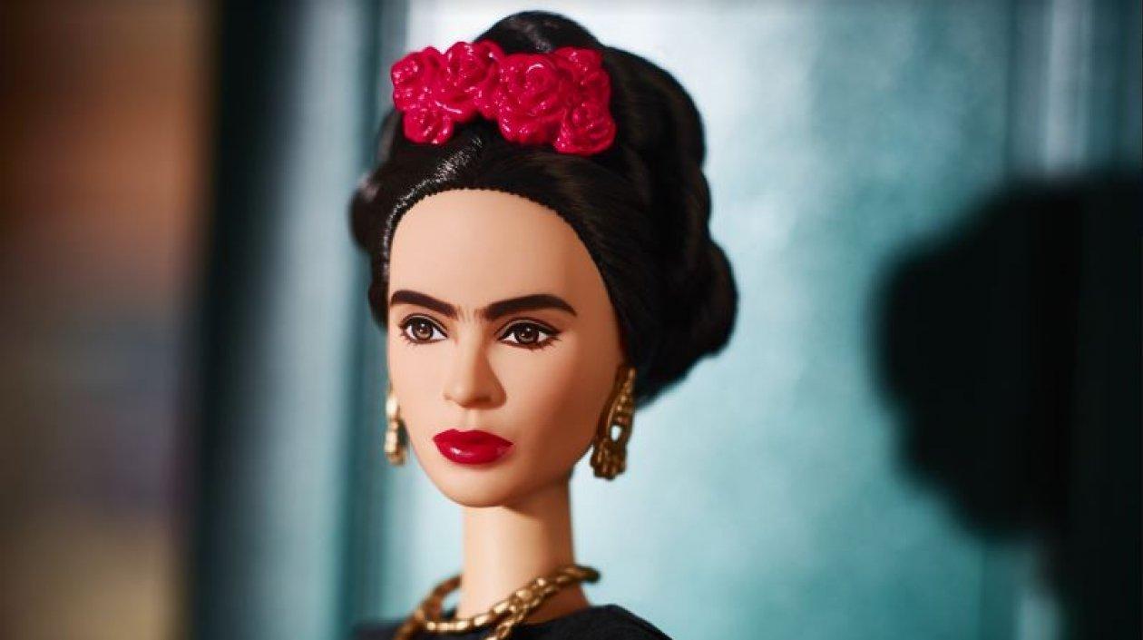 Barbie inspirada en Frida Kahlo.