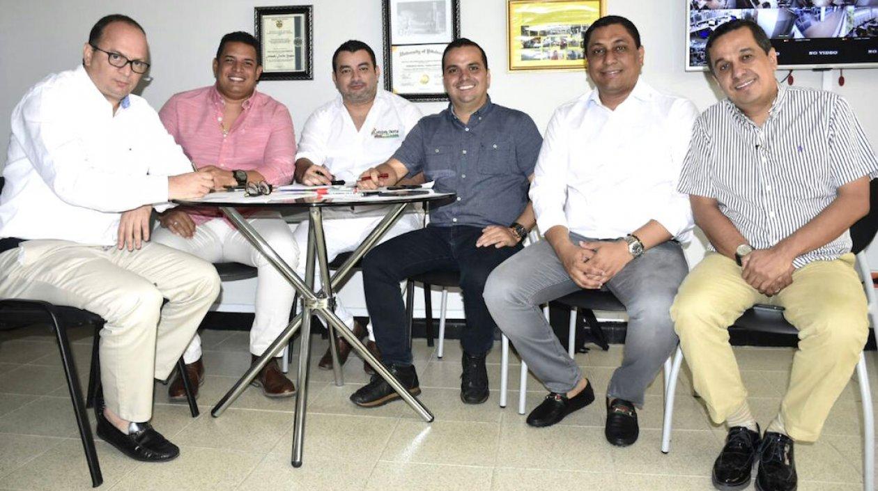Directivos del Consejo Nacional de Contralores, reunidos en Barranquilla.