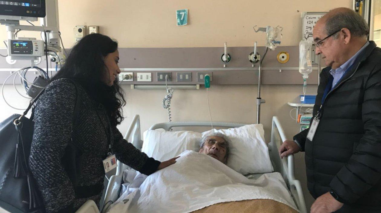 Celino Villanueva, el hombre más longevo de Chile en el hospital de Valdivia. 
