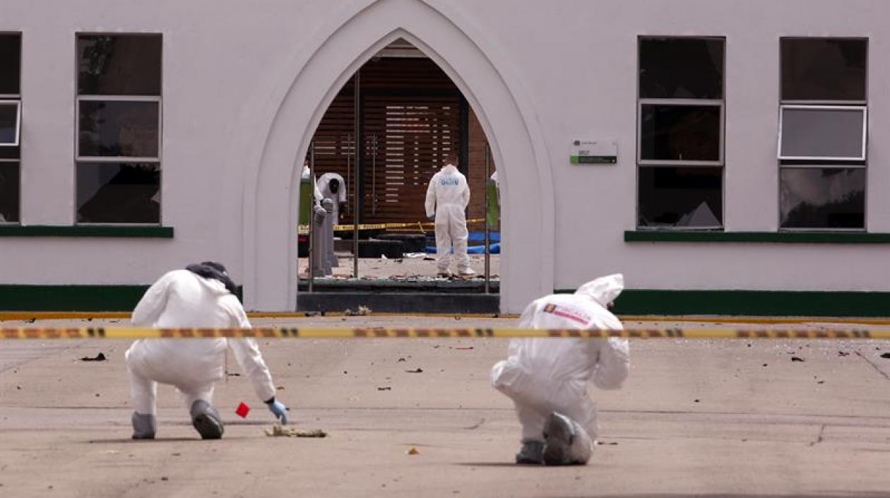 Escena del atentado en la Escuela General Santander.