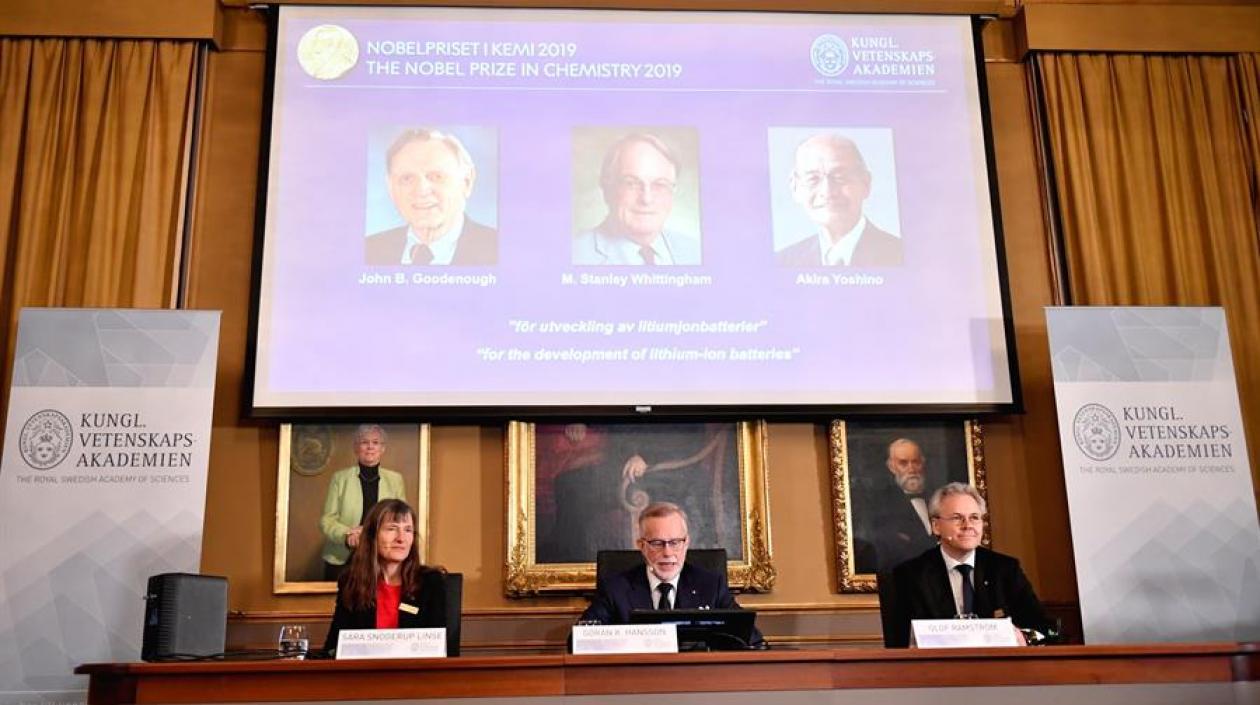 John B. Goodenough, Stanley Whittingham, Akira Yoshino, anunciados como ganadores del Nobel de Química.