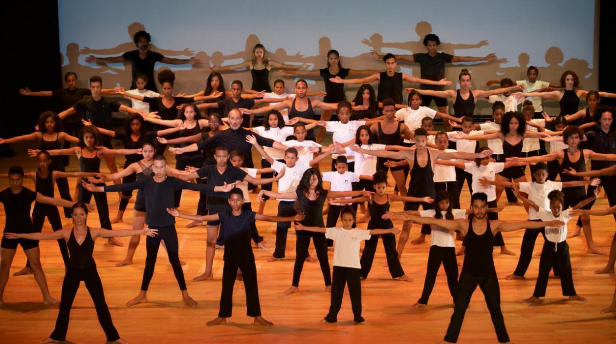 El Colegio del Cuerpo, compañía de danza contemporánea.