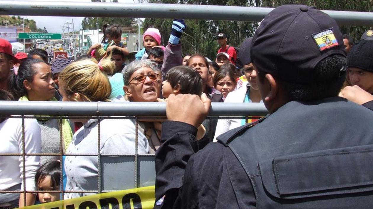 Imagen de la protesta en el puente Rumichaca.