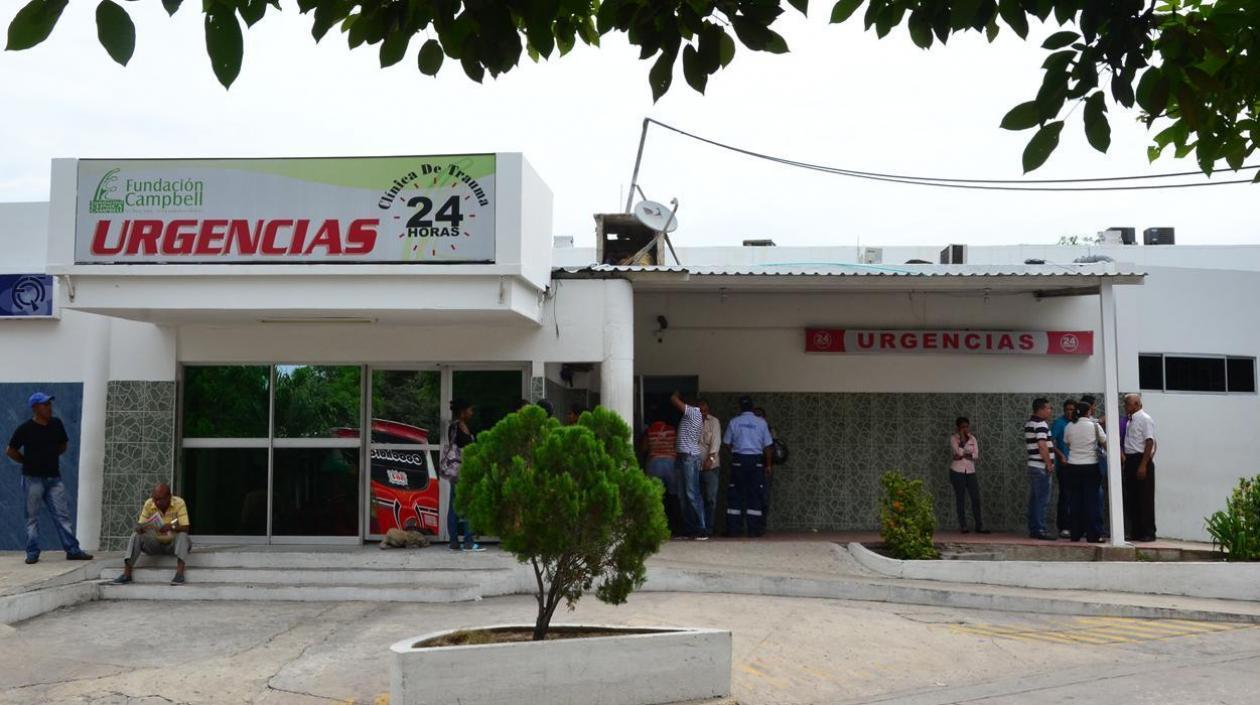 Uno de los heridos fue remitido a la Clínica Campbell de Barranquilla.