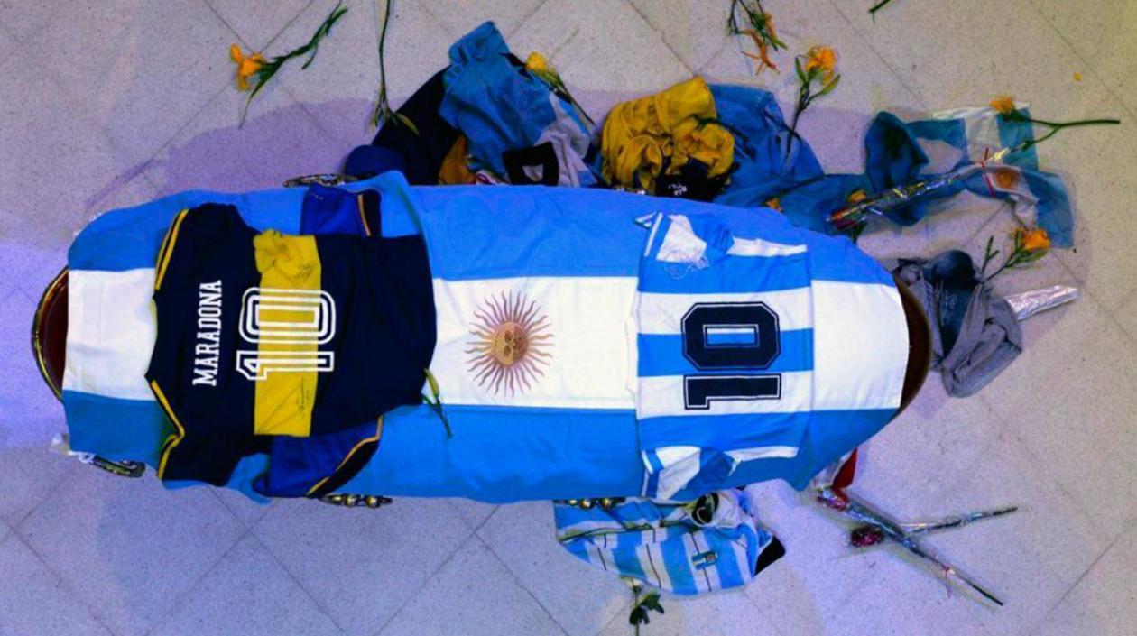 El ataúd de Diego Armando Maradona.
