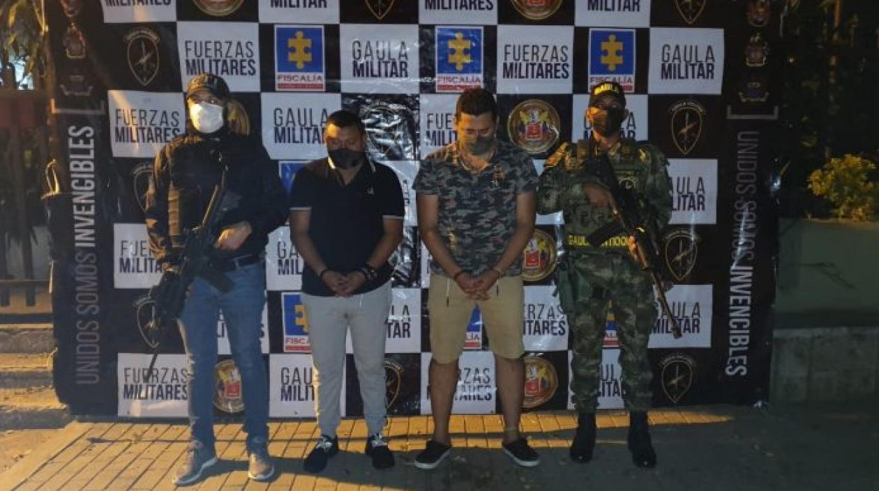 Patrulleros de la Policía Nacional Mauricio Rafael Peñates Osorio y Sergio Ascanio Estevez.