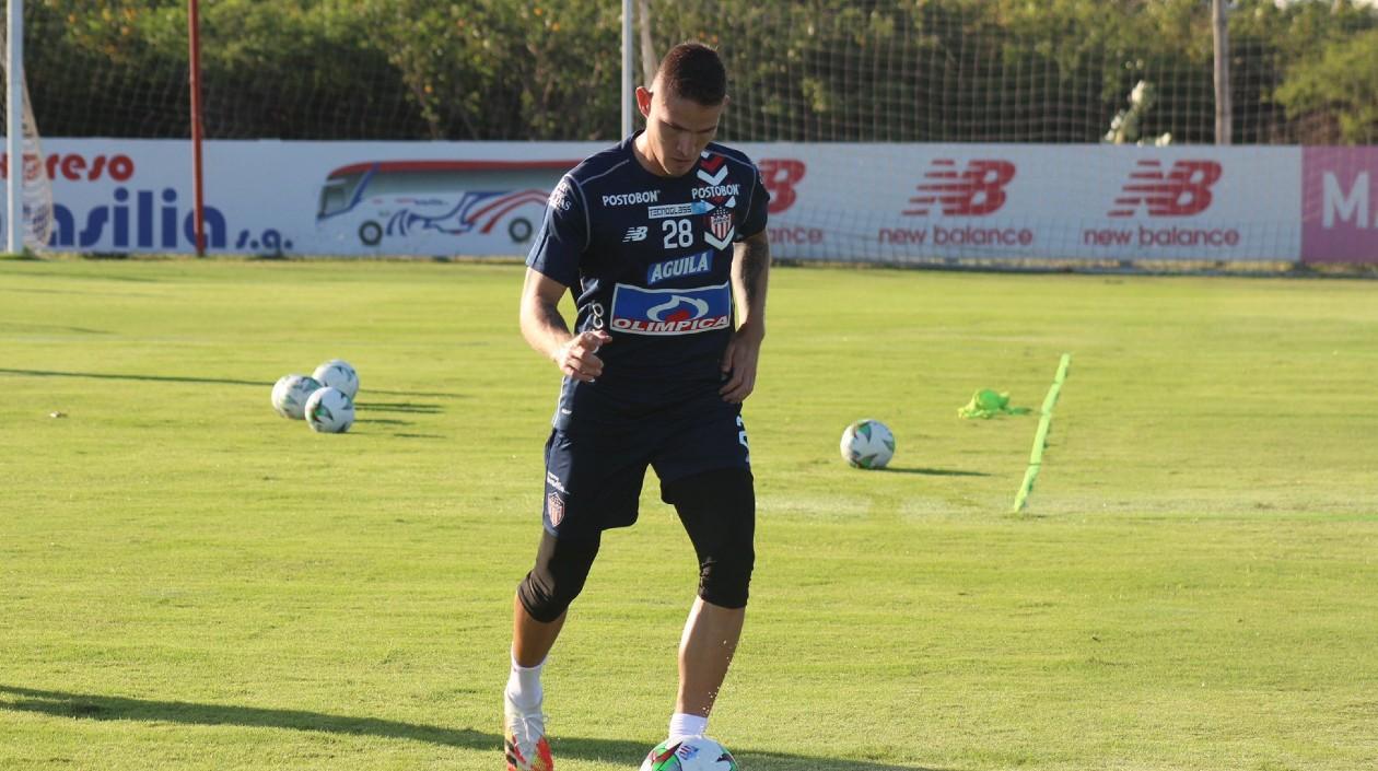Juan David Rodríguez en su primer entrenamiento con Junior. 