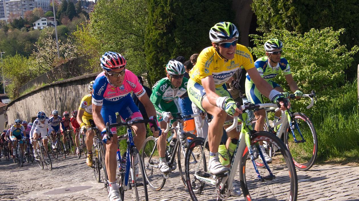 Ciclistas durante la pasada edición del tour.