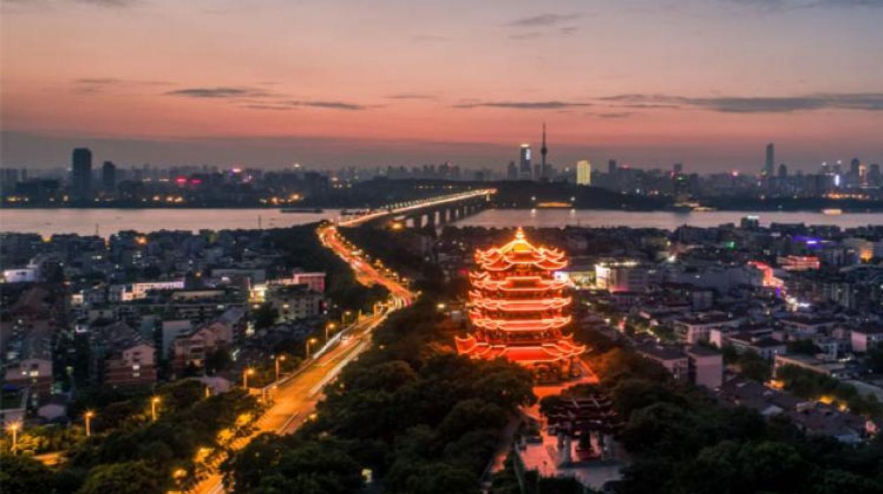 Panorámica de la ciudad de Wuhan, China.