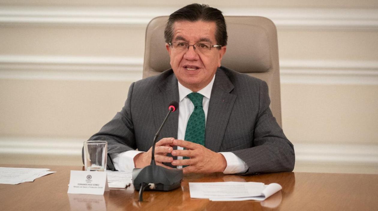 El Ministro de Salud, Fernando Ruiz.
