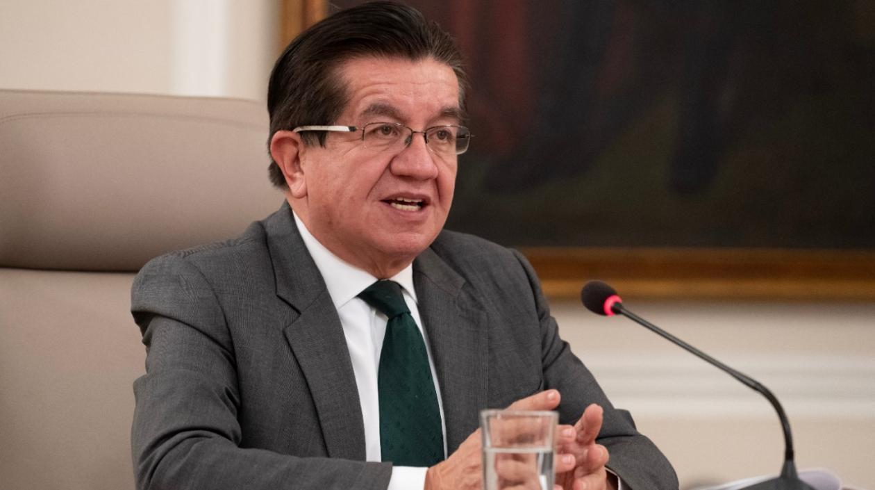 Ministro de Salud Fernando Ruiz.