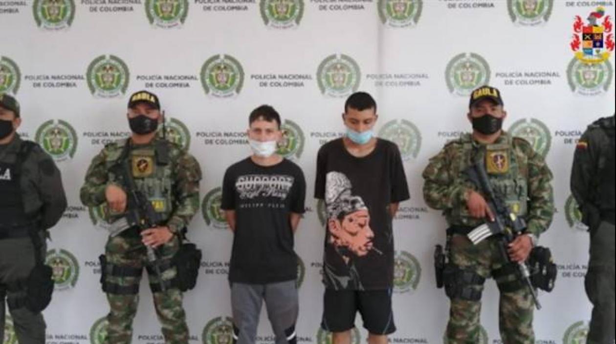 Los dos jóvenes fueron capturados en una operación entre el Ejército y la Policía. 