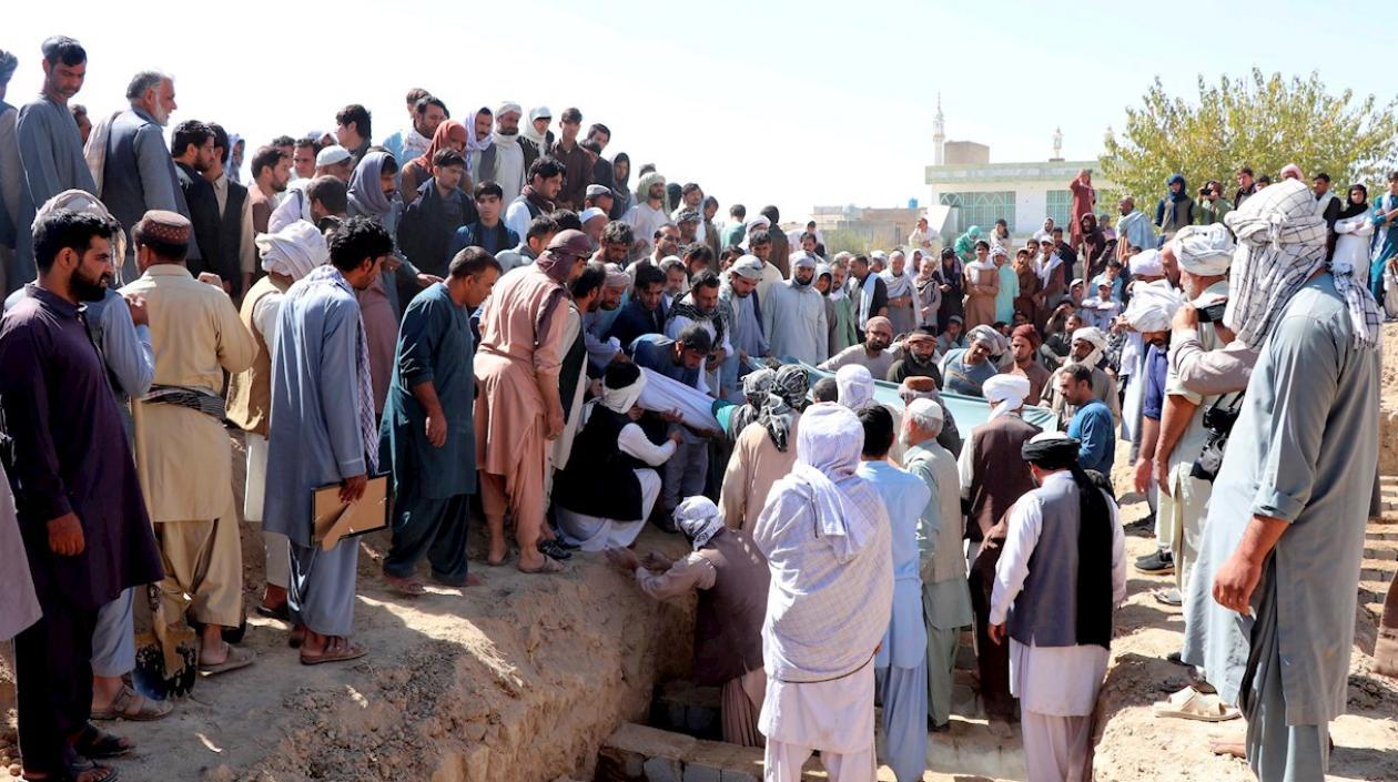 Funerales de las víctimas del atentado del viernes en Afganistán.
