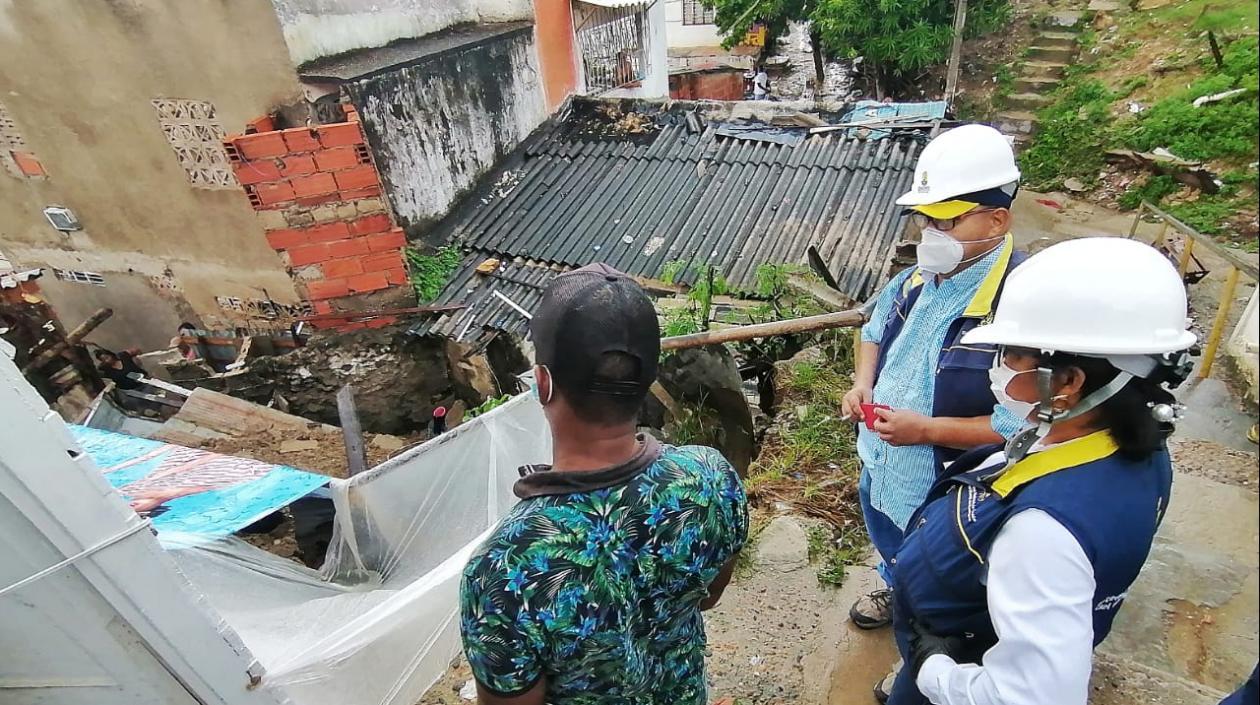 Autoridades atendieron emergencia por lluvias en La Heroica.