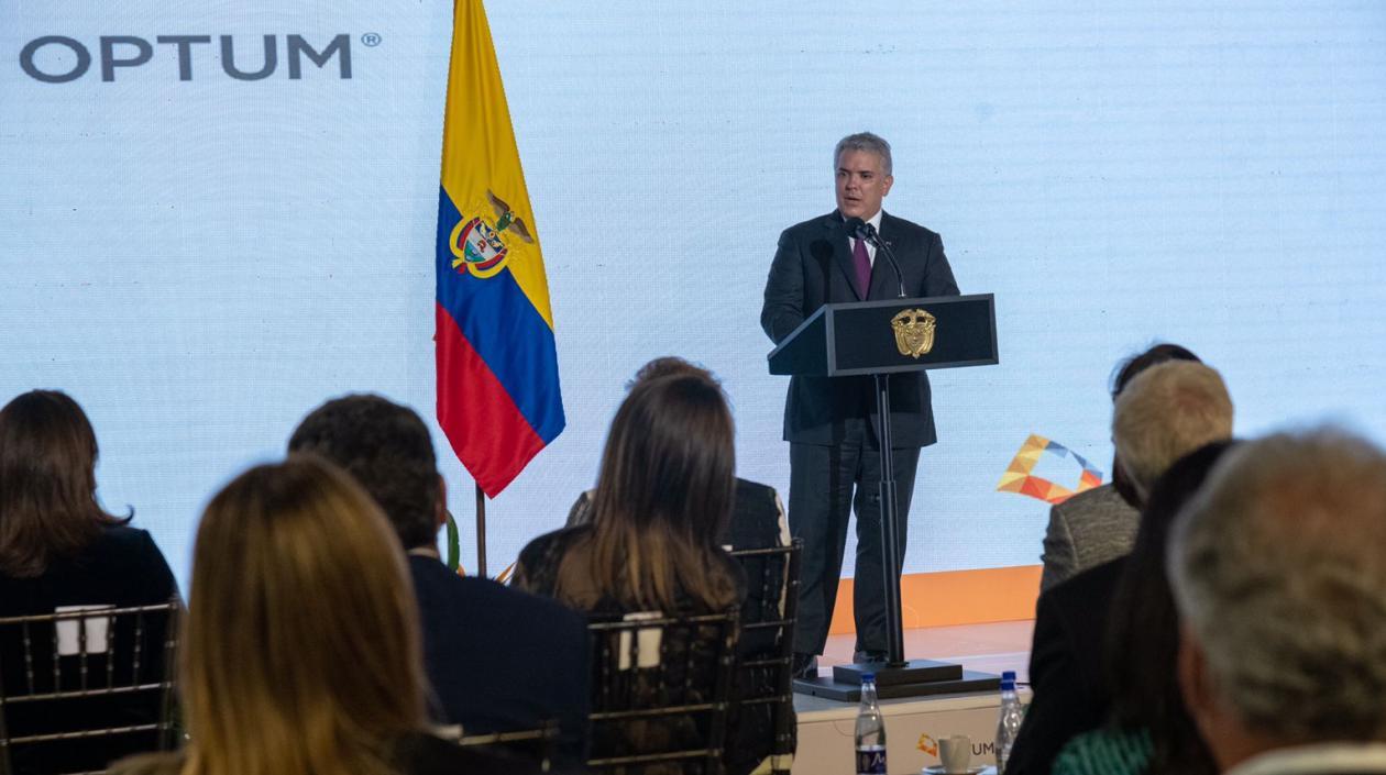 El Presidente Duque en un evento en Bogotá, de Optum Global Solutions.