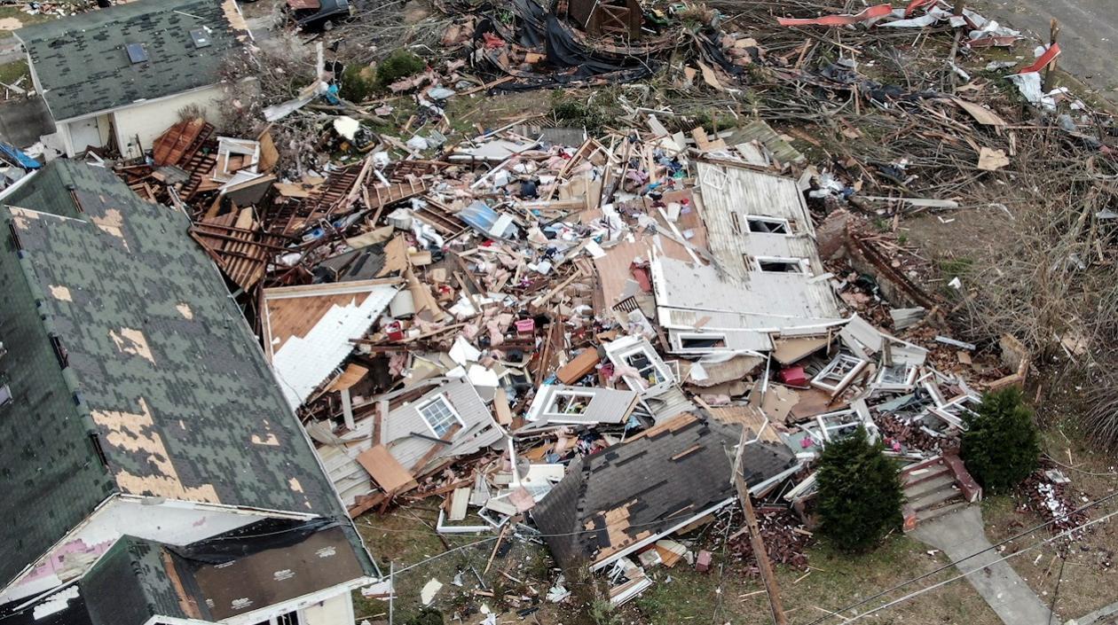 Una imagen captada por un dron de la tragedia por los tornados en Estados Unidos.