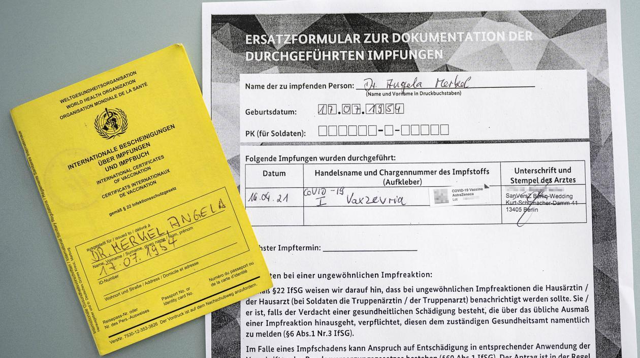 El certificado de vacunación de Merkel.